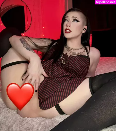 Veronicakillbride OnlyFans Thumbnail #1CW2OmEbF7