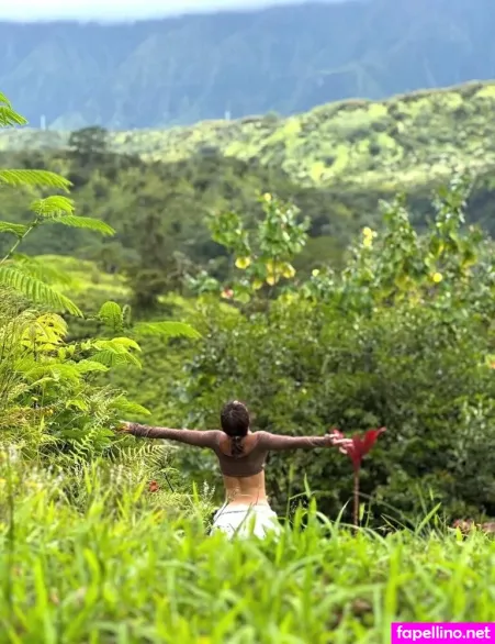 Veronicaperassotv 3 OnlyFans Thumbnail #EWdmOAnwIK