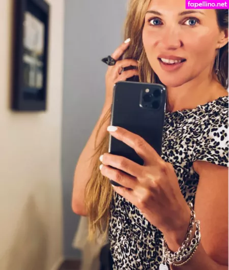 Veronicasilesto OnlyFans Thumbnail #YhbxSpQxwE