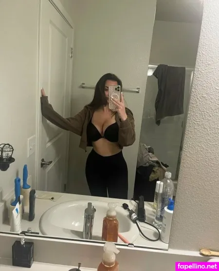 Veronicastar OnlyFans Thumbnail #YOK7wWE7cS