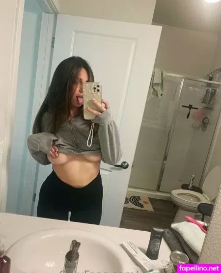 Veronicastar OnlyFans Thumbnail #rvrSt1jrrn