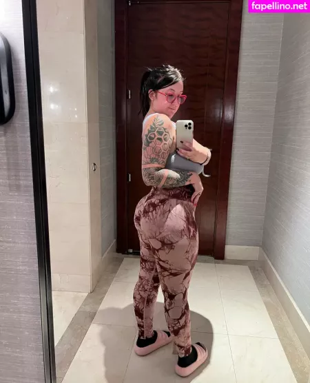 Veronicavansingfree OnlyFans Thumbnail #CEXun5gJ4b