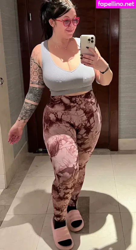 Veronicavansingfree OnlyFans Thumbnail #a8CKO1NhkY