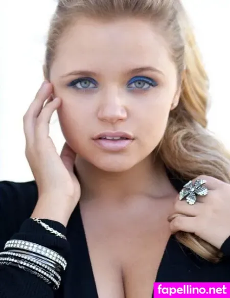 Veronika Dash Main Profile Photo