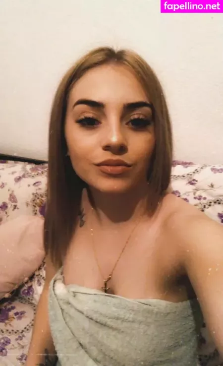 Veronika It OnlyFans Thumbnail #I3tykgKaDL