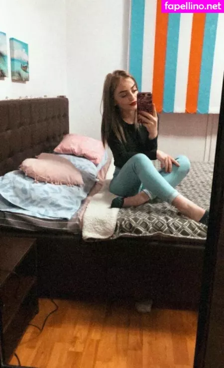 Veronika It OnlyFans Thumbnail #g5pUJ3Eu2F