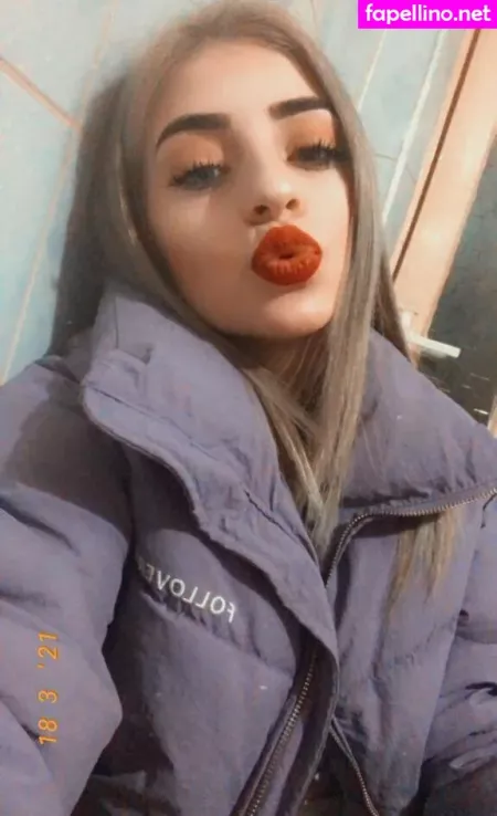 Veronika It OnlyFans Thumbnail #mdX4IsTEd4