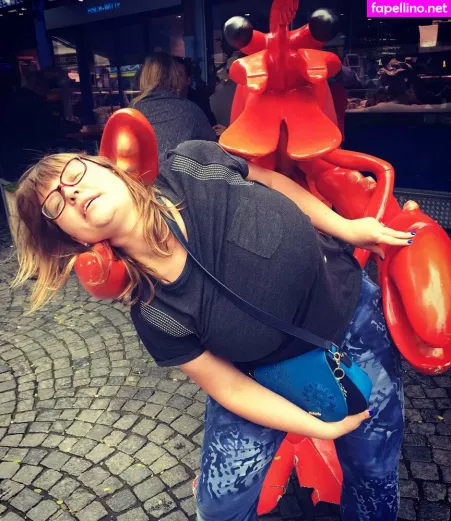 Veronika Ivanova OnlyFans Thumbnail #Lb0xTDBK0n