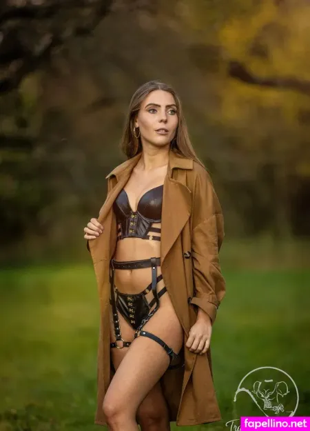 Veronika Sbrizzai OnlyFans Thumbnail #JINliGAh2l