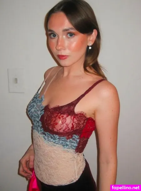 Veronika Slowikowska OnlyFans Thumbnail #I8GjLx31sd