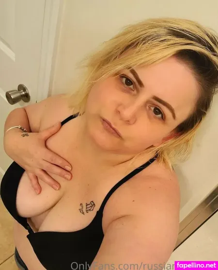 Veronikagrace OnlyFans Thumbnail #YwnscAjdwt