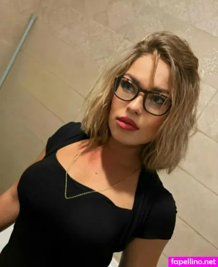 Veronikka Main Profile Photo