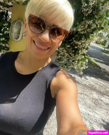 Veronique1 OnlyFans Thumbnail #FJlvVA5Pxd