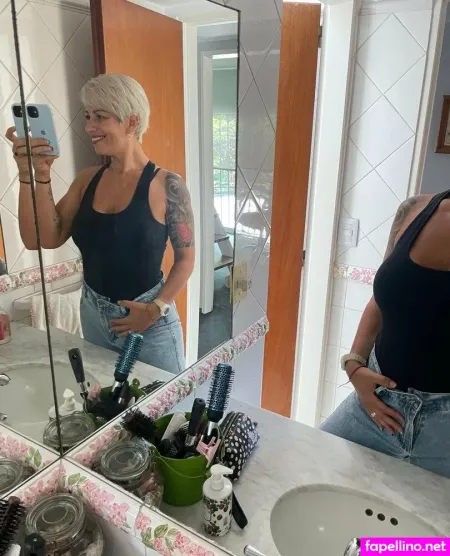 Veronique1 OnlyFans Thumbnail #QDZR0gjrvx