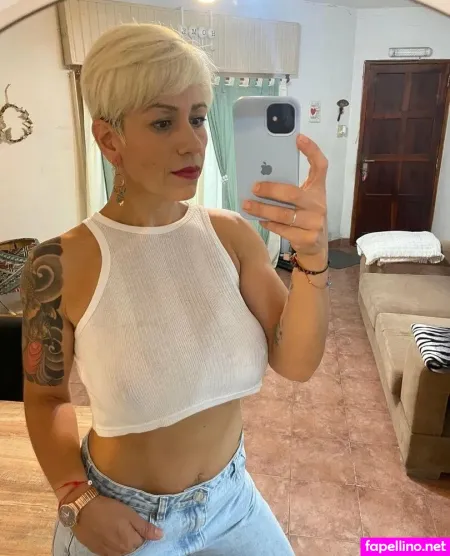 Veronique1 OnlyFans Thumbnail #UiBiCobHyk