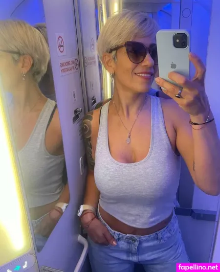 Veronique1 OnlyFans Thumbnail #kKUlnc1yZa