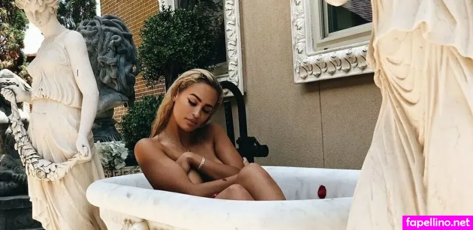 Veroof OnlyFans Thumbnail #Icvy8VrvmZ