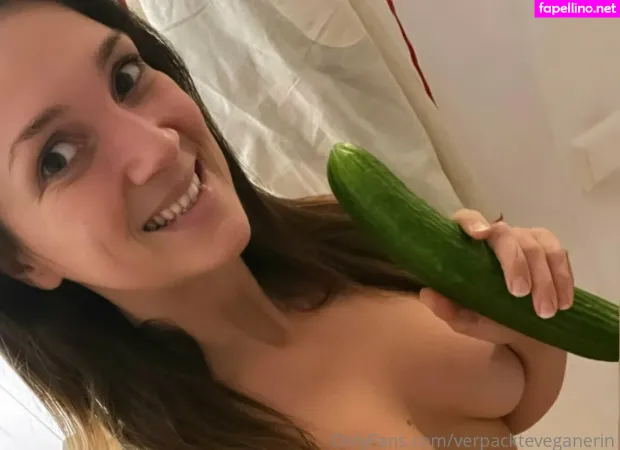Verpackteveganerin OnlyFans Thumbnail #zJ3Q7IWH2u