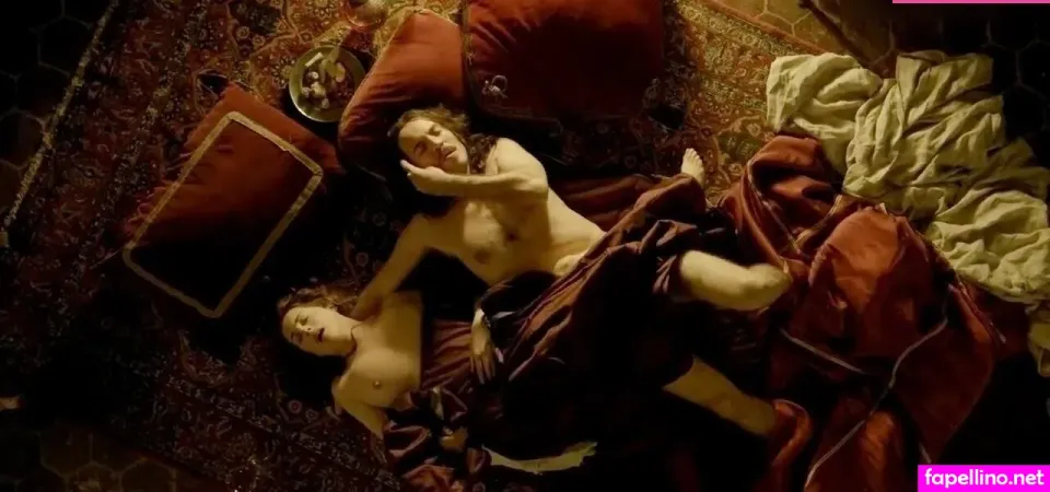 Versailles Fernsehserie OnlyFans Thumbnail #N1sboLVt0b