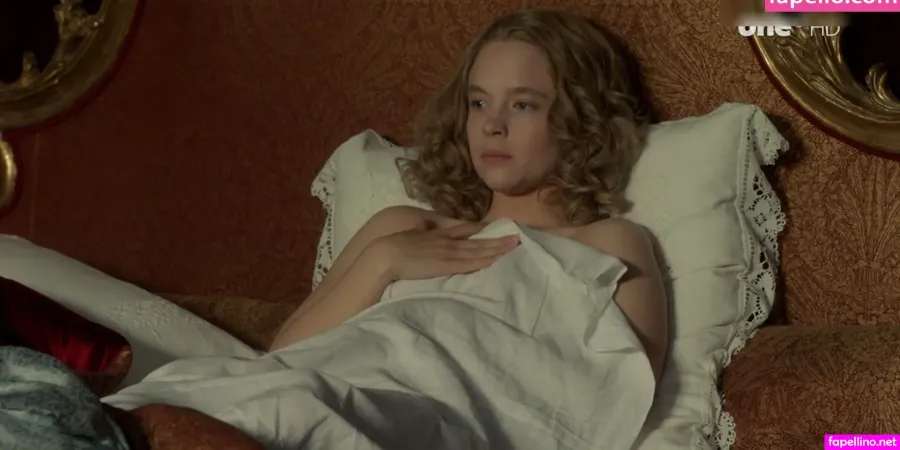 Versailles Fernsehserie OnlyFans Thumbnail #hAkoPbG3iU