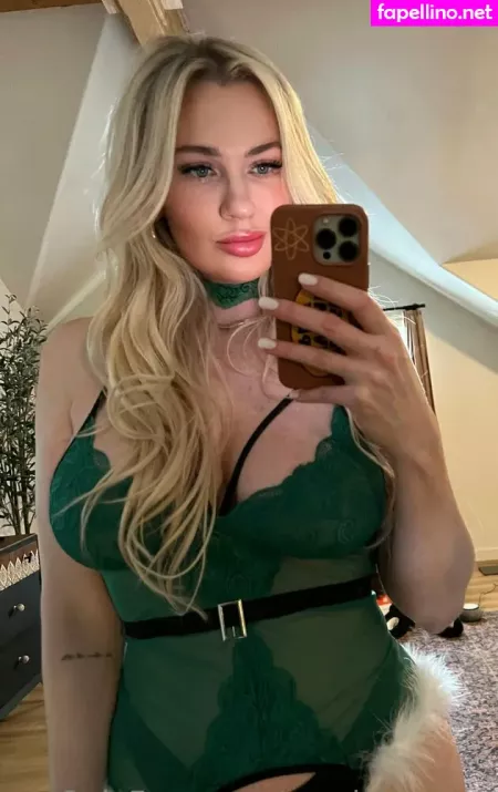 Veryhotvocab 1 OnlyFans Thumbnail #8kX8e4Wn03
