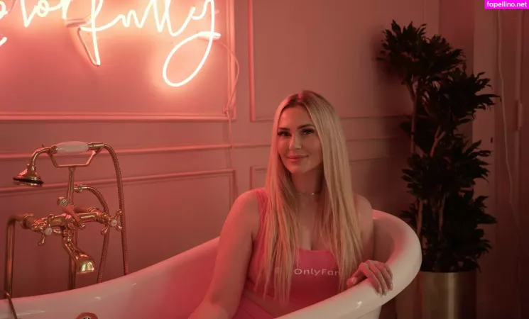 Veryhotvocab 1 OnlyFans Thumbnail #IIeJybqe3r