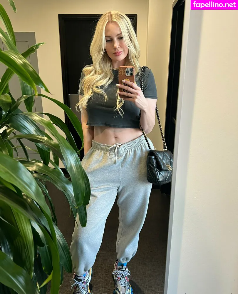 veryhotusa, veryhotvocab Nude Leaked OnlyFans Photo #xexfQVyqVM