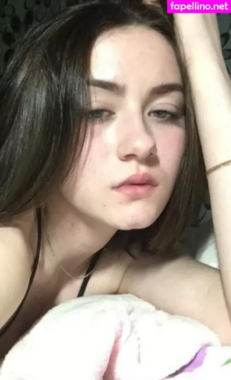 Veryniceice OnlyFans Thumbnail #9fkSVdOoQ7