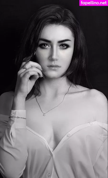 Veryniceice OnlyFans Thumbnail #MNVNLrSnTV