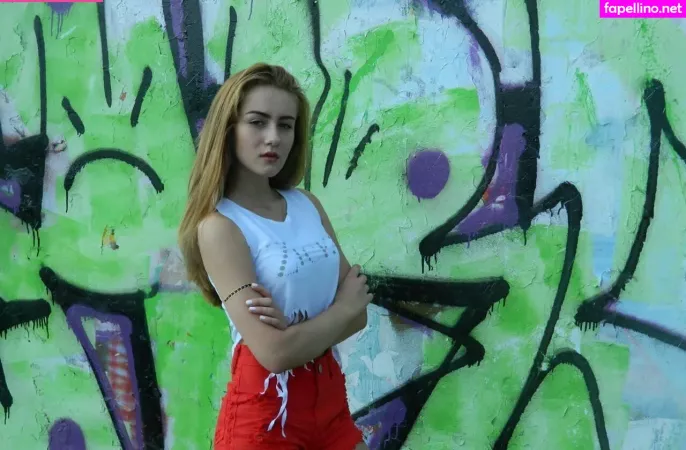 Veryniceice OnlyFans Thumbnail #mAmyJxjqp2