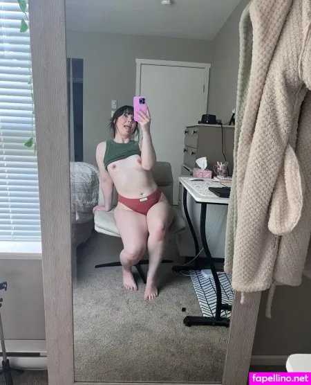 Verysmolhat 9 OnlyFans Thumbnail #6BCppFME9r