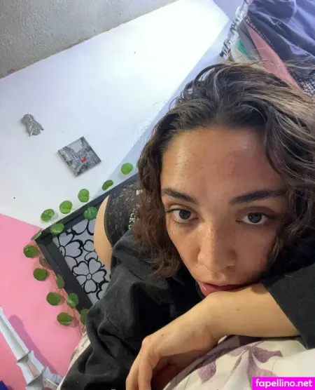 Veryyyhot69 OnlyFans Thumbnail #ZMtZIboEZo