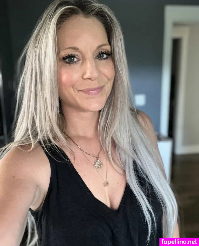 The.real.vesper.violet, https:, vesperviolet Nude Leaked OnlyFans Photo #M3V5LL4kSv