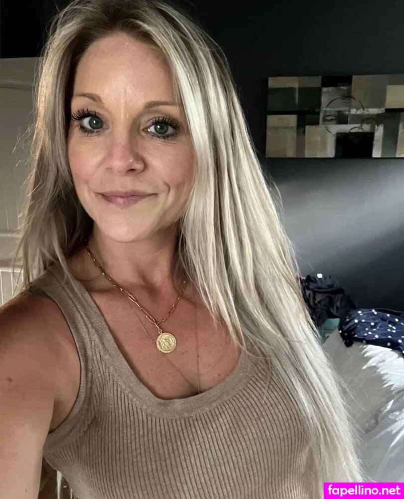 The.real.vesper.violet, https:, vesperviolet Nude Leaked OnlyFans Photo #x9KTAIRVK8