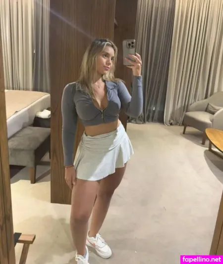 Vesper4 OnlyFans Thumbnail #YcooAxp2Nr