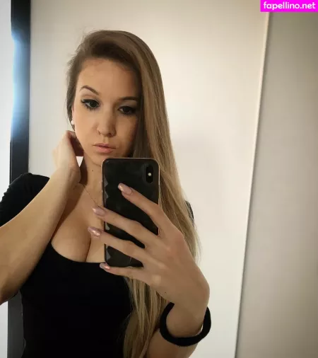 Veszprem Megye OnlyFans Thumbnail #XMIscQ8XVw