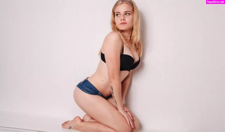 Veta George Models OnlyFans Thumbnail #64HhF17hm0