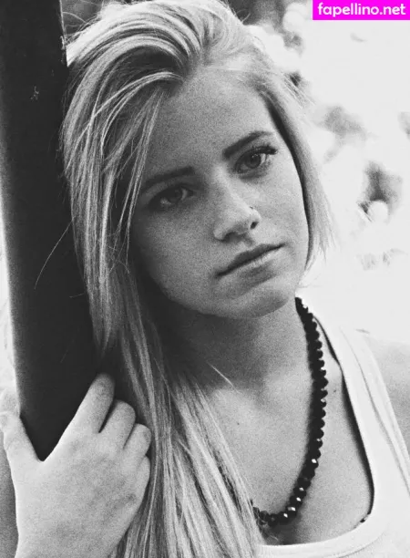 Veta George Models OnlyFans Thumbnail #Ah8gs0wnZg