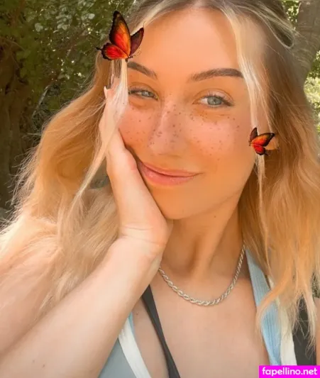 Veyla OnlyFans Thumbnail #X0N9WChkYs