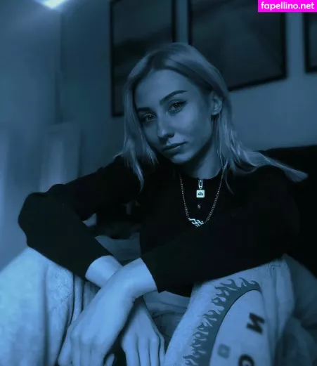 Veylaneey OnlyFans Thumbnail #ryrlDUDs8W