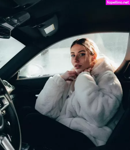 Veylaneey OnlyFans Thumbnail #sBsOLRQ5sK