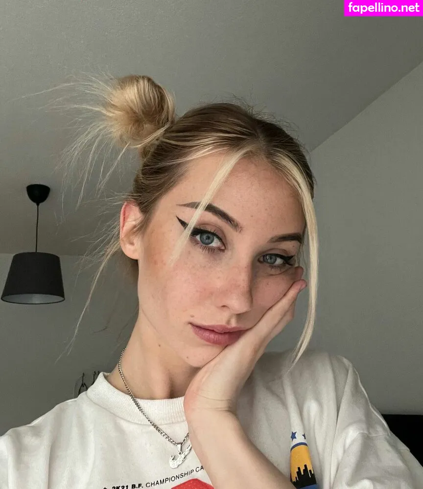 Veyla, veylaneey, veylaney Nude Leaked OnlyFans Photo #twPxueSBOU