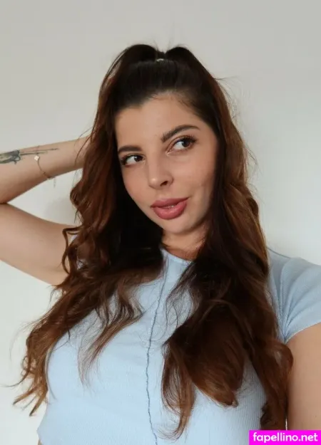 Veyssandra OnlyFans Thumbnail #y3WQHovXji