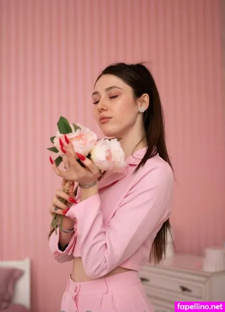 Vi Foxx OnlyFans Thumbnail #5M9JFDHAq5