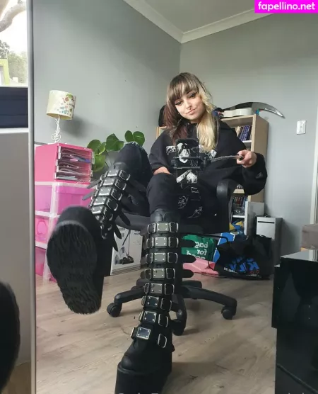 Vi0let Night OnlyFans Thumbnail #ViCHSb52Zc