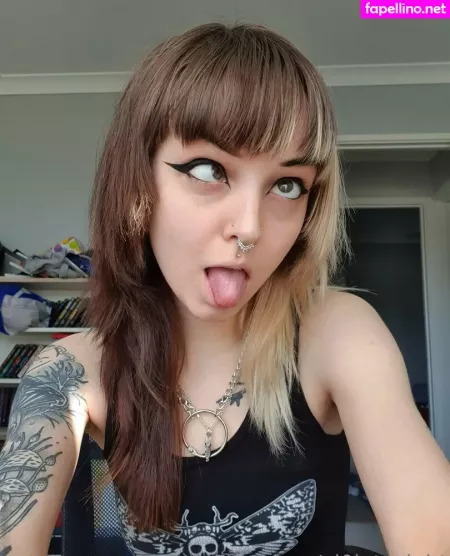 Vi0let Night OnlyFans Thumbnail #hh9y5IpLgH