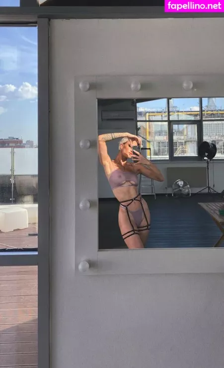 Vialentina OnlyFans Thumbnail #xL4iv9BbwC