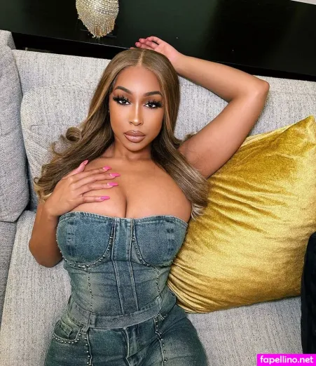 Viandradunn OnlyFans Thumbnail #jOotCFAsJ0