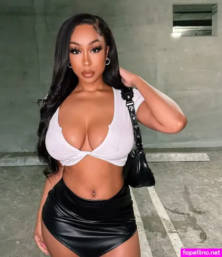 Viandradunn OnlyFans Thumbnail #kcqax3dZYT