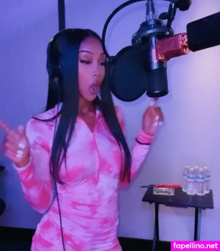 Viandradunn OnlyFans Thumbnail #zrF2Qsn6vE